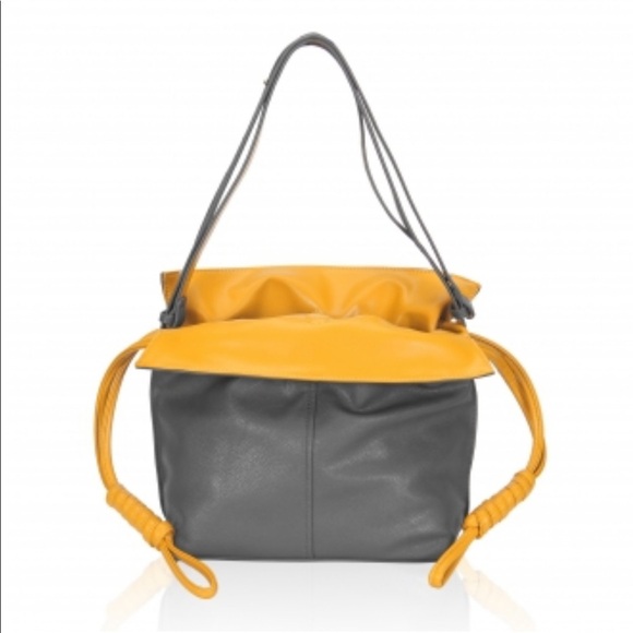 Hynes Victory Drawstring Bucket Gray Shoulder Bag - Picture 4 of 8